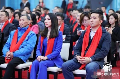 硬核辣妈，新鲜一代的选择